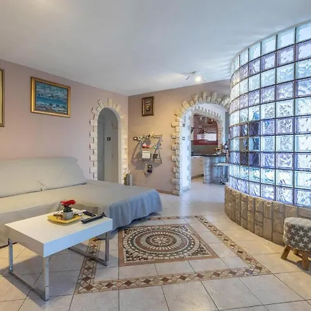 Apartman Beautiful In Kostrena Sveta Lucij With 2 Bedrooms And Wifi
