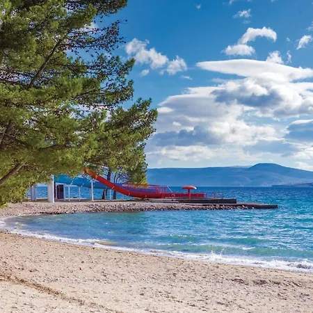 Apartman Beautiful In Kostrena Sveta Lucij With 2 Bedrooms And Wifi Fiume