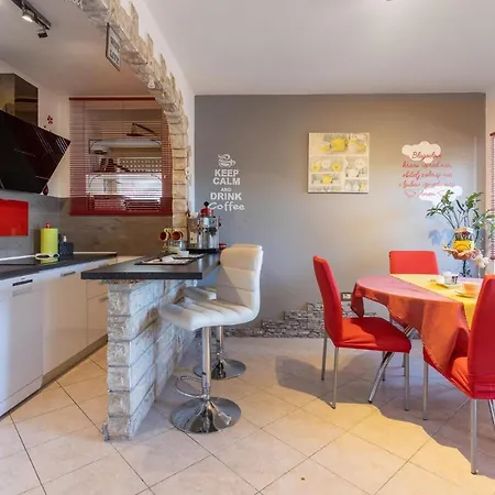 Beautiful In Kostrena Sveta Lucij With 2 Bedrooms And Wifi Apartment Rijeka
